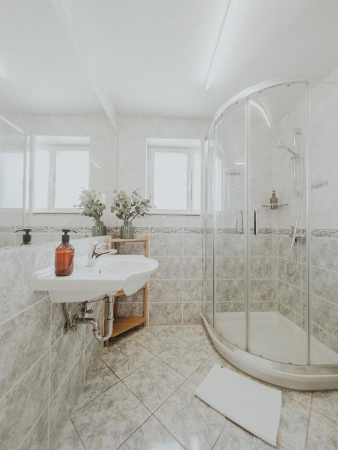 Home In Блед Экстерьер фото